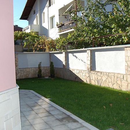 Rozovata Kashta Hotel Kyustendil Exterior foto